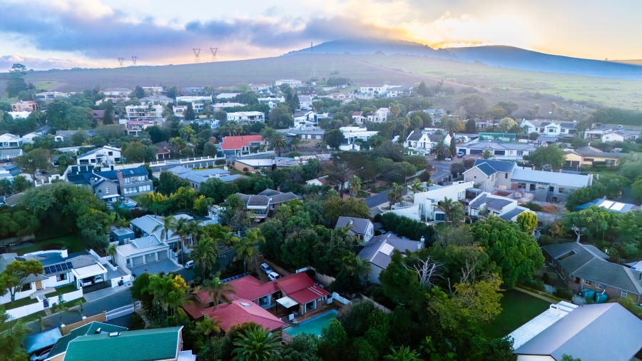 4 Bedroom Property for Sale in Aurora Western Cape